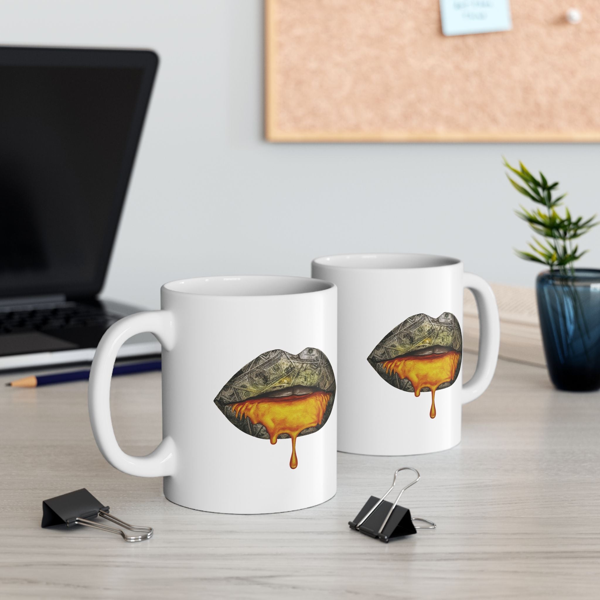 Gold Drip Lips Ceramic Mug | 11oz & 15oz