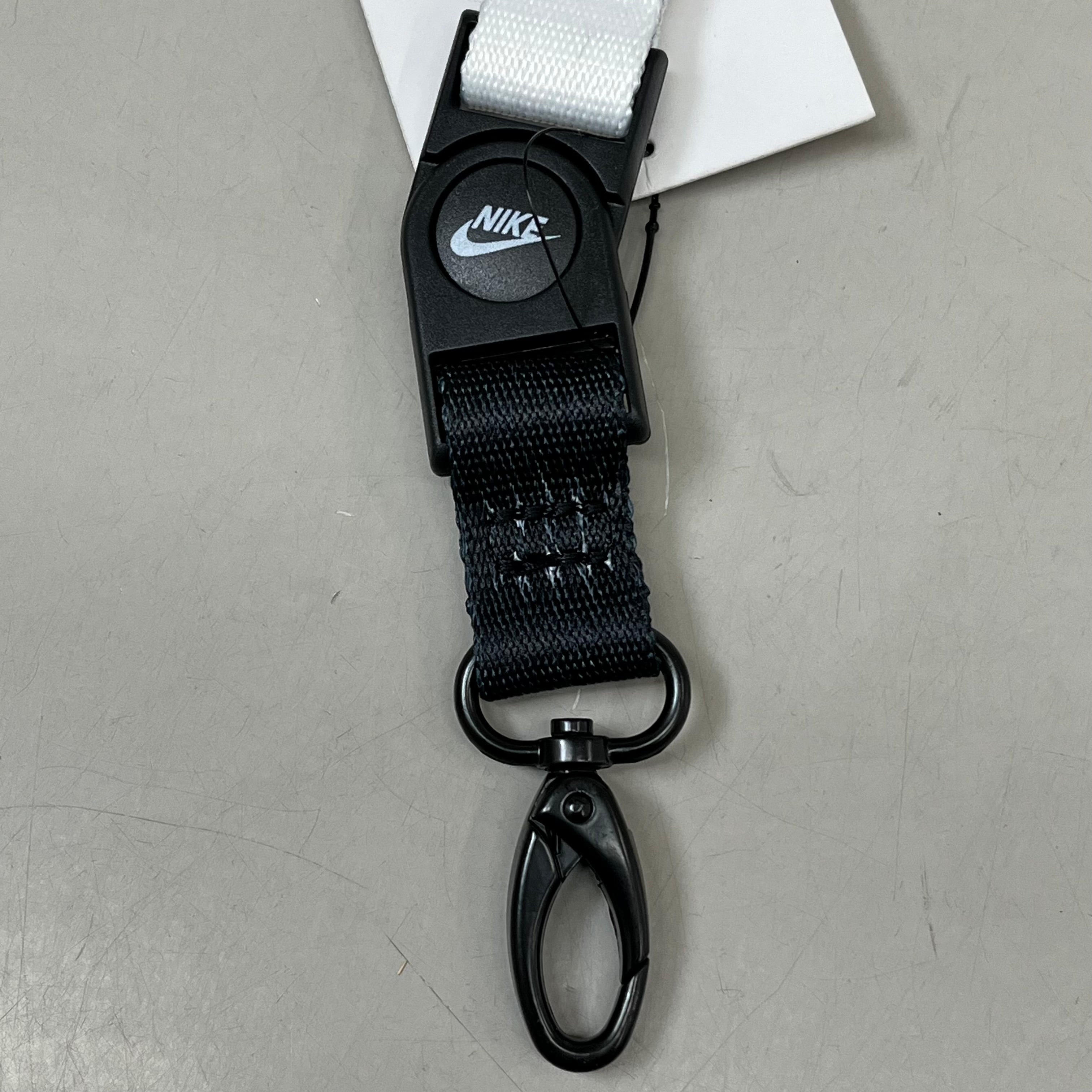 NIKE (2 PACK) Unisex Breakaway Lanyard 19" x 1" Black & White 89371