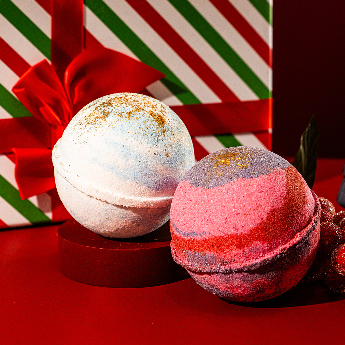 Cranberry Sugar Plum 10oz Mystery Box Jewelry Bath Bomb